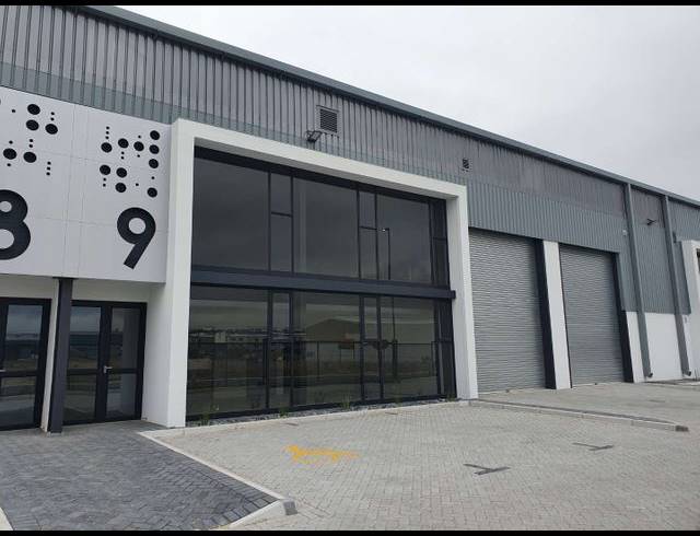406M² FACTORY TO LET IN STIKLAND INDUSTRIAL